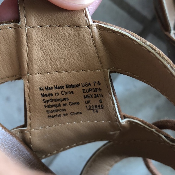American Eagle Tan Sandals - Picture 5 of 7